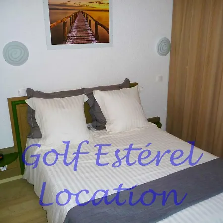 公寓 Golf Esterel Location Saint-Raphaël